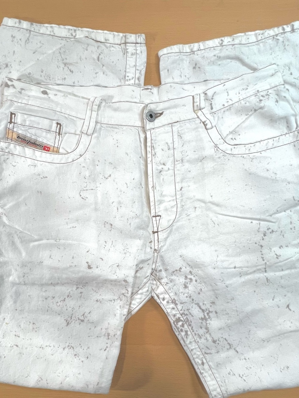 Diesel White Men's Bootcut Jeans with Subtle Paint-Splash Size W34 L33 Price$120